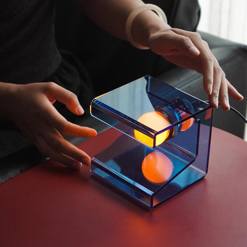 Ambient Lighting Decor For Room - مصباح طاولة عصري من الأكريليك على