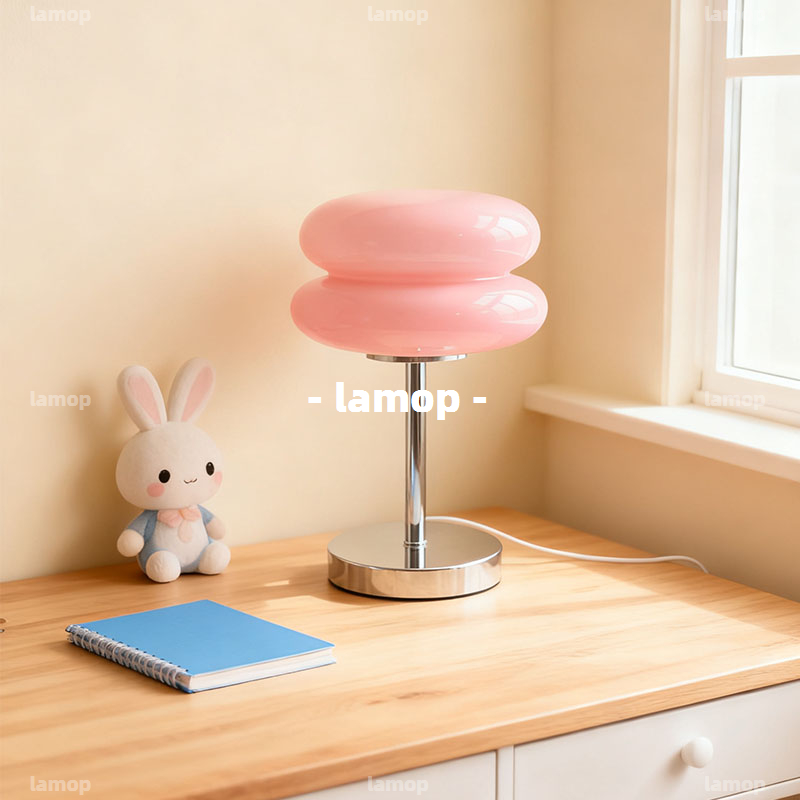 مصباح طاولة جانبي كريمي بتصميم - مراجعة Decor Lighting Table Lamps وسعره